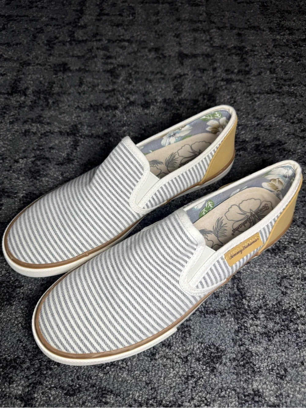Womens Tommy Bahama Striped Canvas Margaritaville Slip on Sneakers Size 9.5